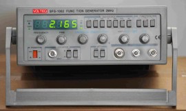 2 MHz Function Generator / Frequency Counter SFG-1002